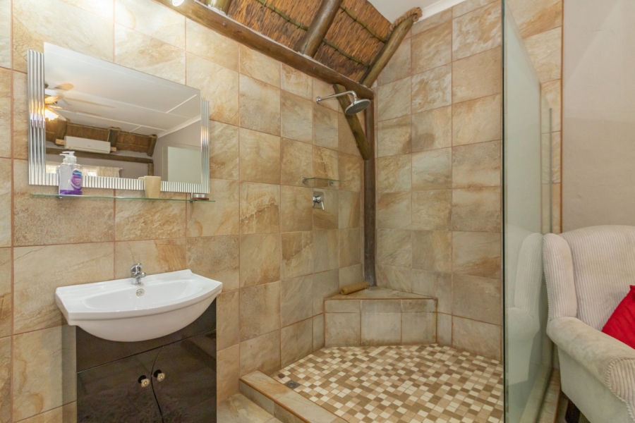 6 Bedroom Property for Sale in Panorama Free State